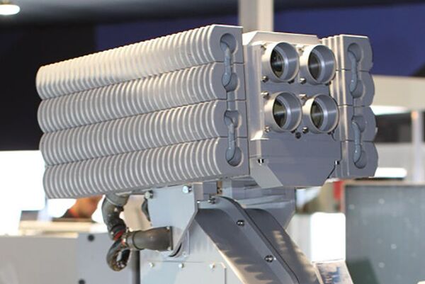 Как слепит противника Филин: яркий свет стирает все зримое - фото, видео Как слепит противника Филин: яркий свет стирает все зримое - фото, видео - Sputnik Молдова