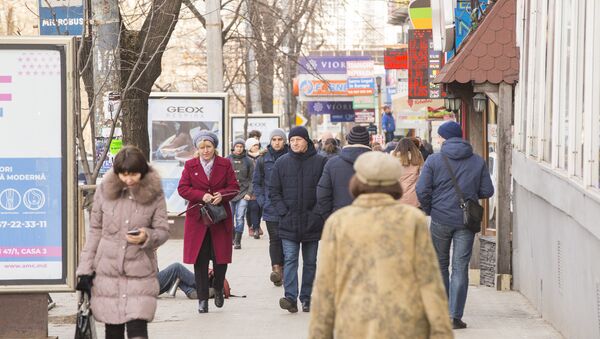 Люди в городе - Sputnik Moldova