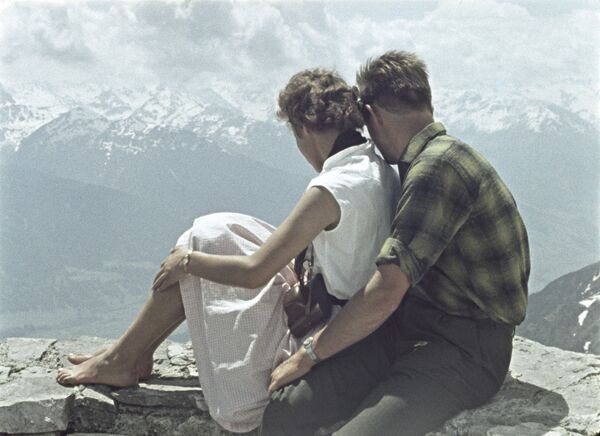 Кадр из документального фильма Гвоздики нужны влюбленным. 1964 год - Sputnik Молдова