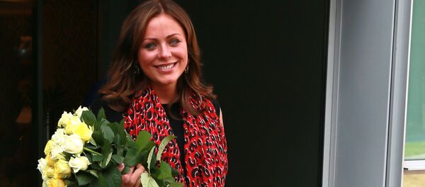 Прилет певицы Юлии Началовой в Москву - Sputnik Молдова