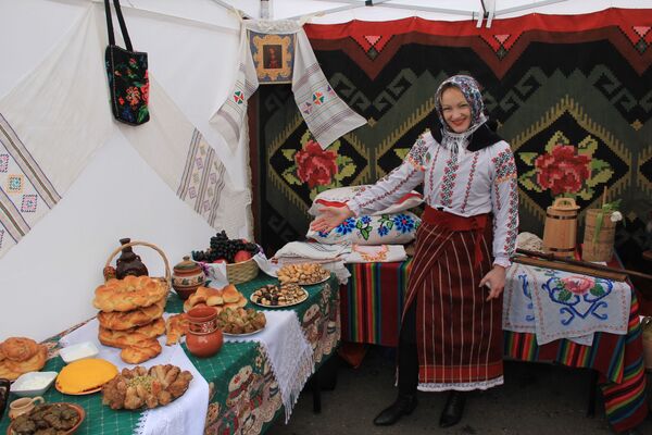 Venirea primăverii și sărbătoarea „Mărțișorului”, la Moscova - Foto Venirea primăverii și sărbătoarea „Mărțișorului”, la Moscova - Foto - Sputnik Moldova-România