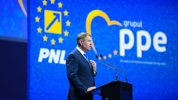 Klaus Iohannis la Summitul liderilor locali și regionali ai Partidului Popular European - Sputnik Moldova-România