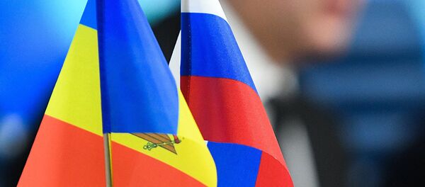 Флаги Молдовы и России Флаги Молдовы и России - Sputnik Молдова