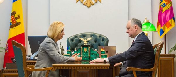 Igor Dodon a avut o întrevedere cu Bașcanul Autonomiei Găgăuze, Irina Vlah - Sputnik Moldova