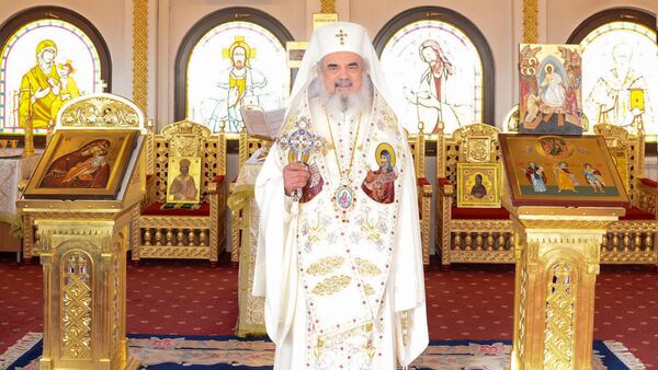 Prea Fericitul Daniel, Patriarhul Bisericii Ortodoxe Române - Sputnik Moldova-România