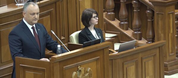 Додон: необходимо восстановить доверие граждан к институтам власти - Sputnik Молдова