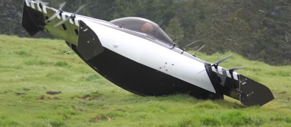 Кадры испытаний летающего автомобиля - Sputnik Молдова