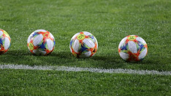 Футбольные мячи квалификации Евро-2020 - Sputnik Молдова