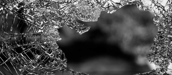 Разбитое стекло - Sputnik Moldova