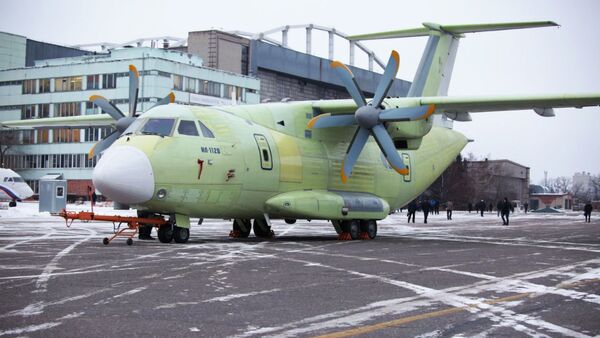 Военно-транспортный самолет Ил-112В - Sputnik Молдова
