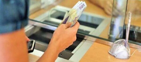 ghișeu, bancă, amendă - Sputnik Moldova-România