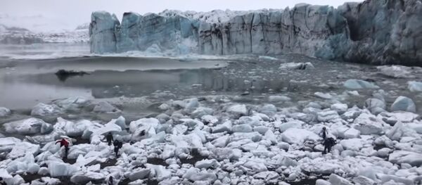 Ghețar masiv care se prăbușește în Islanda - Sputnik Moldova
