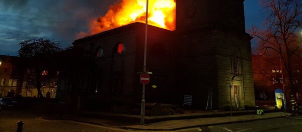 Incendiu într-o biserică - Imagine simbol - Sputnik Moldova