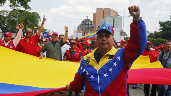 Акция в поддержку Н. Мадуро в Венесуэле - Sputnik Moldova-România