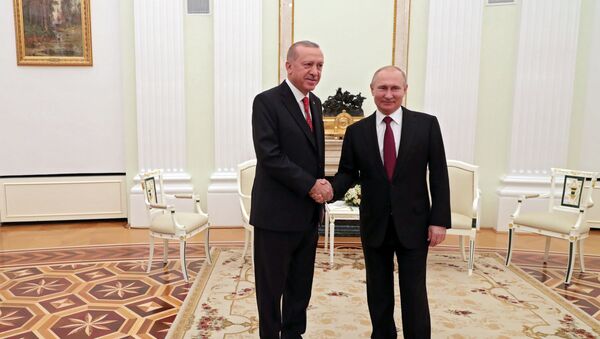 Vladimir Putin și Recep Erdogan, fotografie de arhivă - Sputnik Moldova