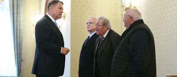 Klaus Iohannis la consultări cu reprezentanții PSD - Sputnik Moldova-România