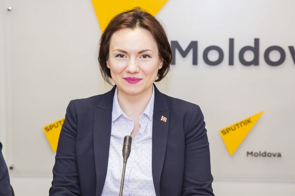 Почему многие молдаване нарушают правила пребывания в России - Sputnik Молдова