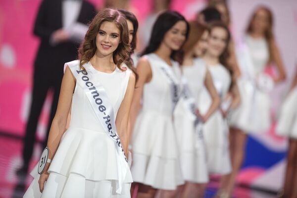 Participante la finala concursului de frumuseţe Miss Rusia 2019, de la Barvikha Luxury Village, Moscova - Sputnik Moldova