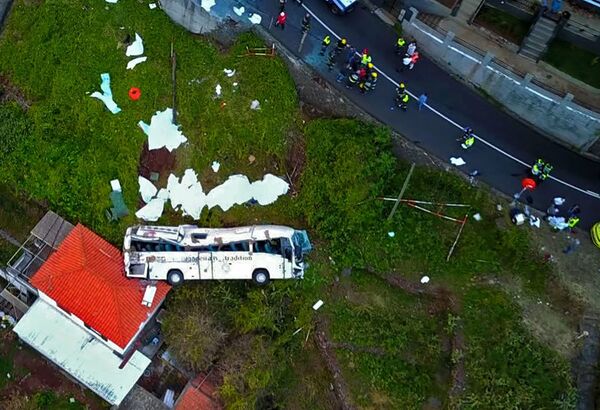 Tragedie imensă în Portugalia: 28 de oameni au murit în urma unui teribil accident - Video Tragedie imensă în Portugalia: 28 de oameni au murit în urma unui teribil accident - Video - Sputnik Moldova