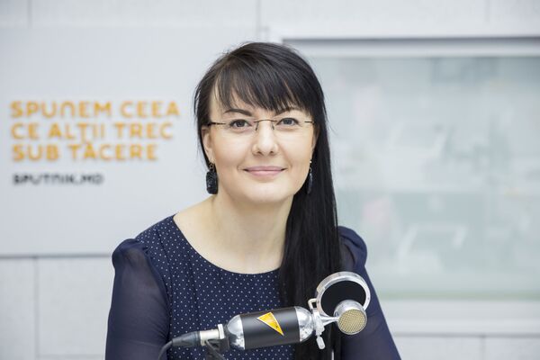 Steluța Andreeva - Femeia de fier din spatele ministrului Economiei Steluța Andreeva - Femeia de fier din spatele ministrului Economiei - Sputnik Moldova