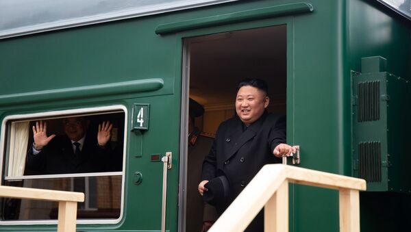 Лидер КНДР Ким Чен Ын прибыл в Россию - Sputnik Moldova-România