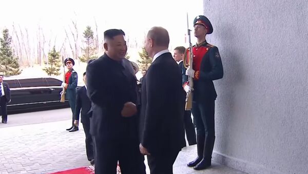 Primele imagini video de la întâlnirea Putin-Kim - Sputnik Moldova-România