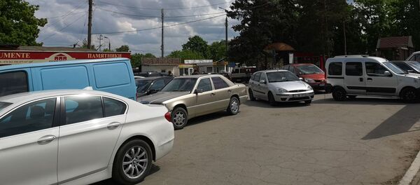 Автомобили на кладбище Святого Лазаря - Sputnik Moldova