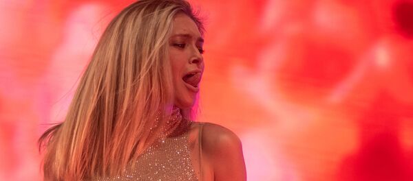 Концерт Веры Брежневой на площади Свободы (6 июля 2018). Ереван - Sputnik Молдова