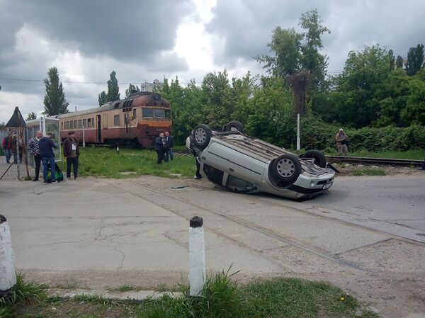 Teribilism la volan: Accidentul rutier care i-a șocat chiar și pe oamenii legii – Foto  - Sputnik Moldova
