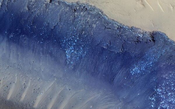 Крутые склоны Cerberus Fossae на Марсе - Sputnik Молдова