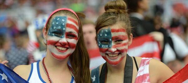 Девушки с американским флагом - Sputnik Молдова