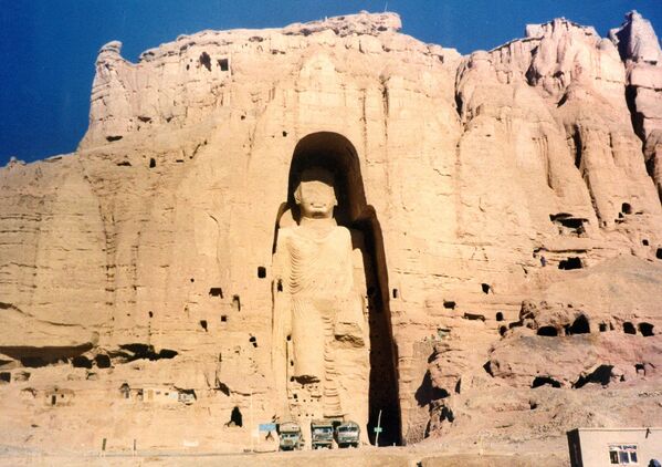 Бамианские статуи Будды, Афганистан,1997 год  - Sputnik Молдова