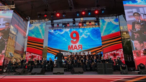 Концерт в День Победы на центральной площади Кишинева - Sputnik Молдова