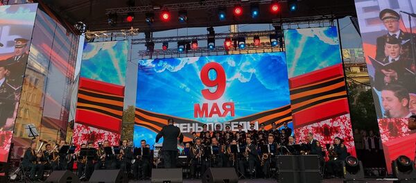 Концерт в День Победы на центральной площади Кишинева Концерт в День Победы на центральной площади Кишинева - Sputnik Молдова