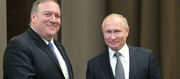 Президент РФ В. Путин встретился в Сочи с госсекретарем США М. Помпео и главой МИД РФ С. Лавровым - Sputnik Молдова