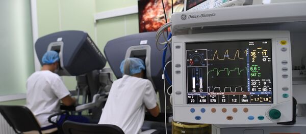 Система Да Винчи в операционном блоке Система Да Винчи в операционном блоке - Sputnik Молдова