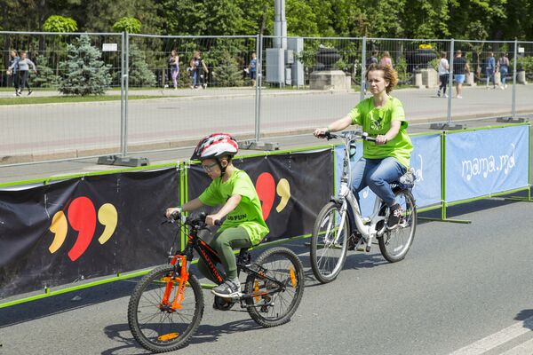 Cele mai frumoase tinere din Capitală au participat la cursa urbană de ciclism „Chișinău Criterium 2019”.
  - Sputnik Moldova