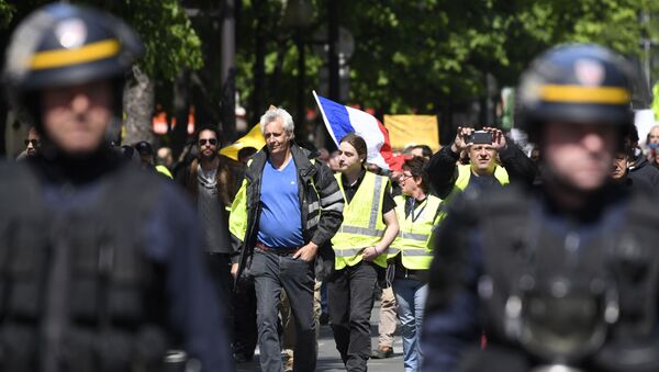 Акция протеста жёлтых жилетов во Франции - Sputnik Moldova-România