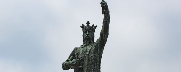 Памятник Штефанe чел Маре, архивное фото. Памятник Штефанe чел Маре, архивное фото. - Sputnik Молдова