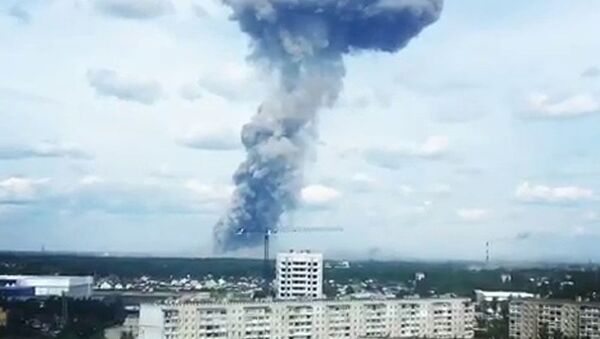Взрывы на заводе в Дзержинске - Sputnik Молдова