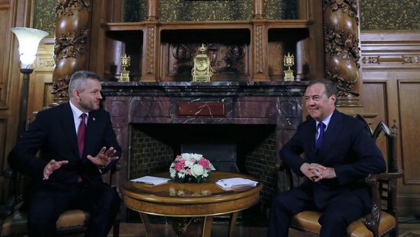 Премьер-министр РФ Д. Медведев провел переговоры с премьер-министром Словакии П. Пеллегрини  - Sputnik Moldova-România