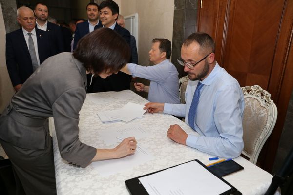 Alegerea a președintelui parlamentului - Sputnik Молдова