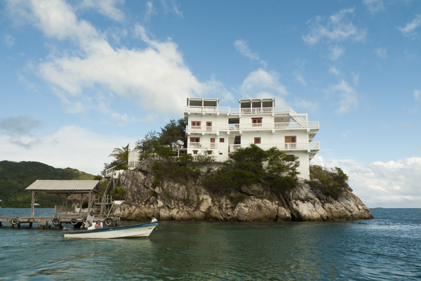 Отель Dunbar Rock на частном острове в Гондурасе - Sputnik Молдова
