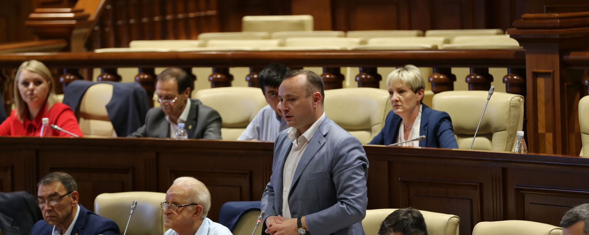 Заседание парламента 10 июня - Sputnik Молдова, 1920, 02.02.2021