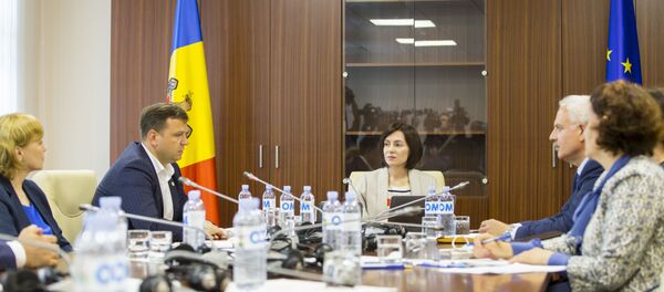 Заседание правительства Молдовы. Глава МВД Адрей Нэстасе и молдавский премьер Майя Санду - Sputnik Молдова