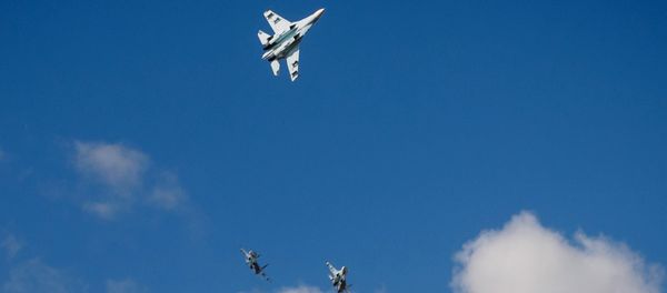 Истребитель Су-27 - Sputnik Молдова