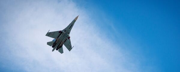 Истребитель Су-27 - Sputnik Moldova-România