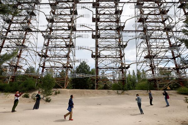 Советская загоризонтная радиолокационная станция Дуга у Чернобыльской АЭС  - Sputnik Молдова