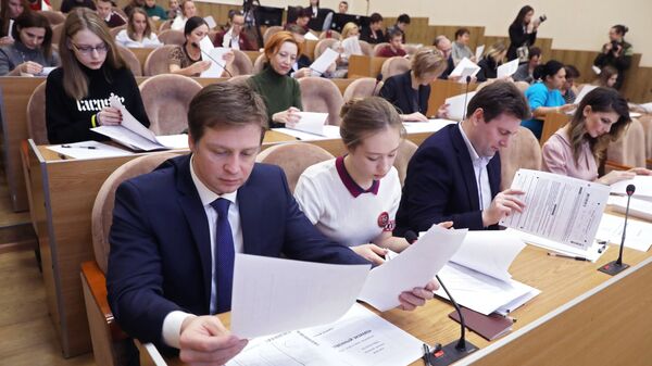 studenți ruși în timpul examenelor - Sputnik Moldova-România