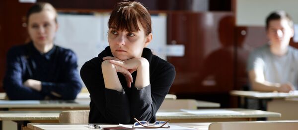 Экзамен - Sputnik Moldova-România